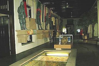 Image: The once Dutch administrative complex is now the state's Ethnography and History Museum."