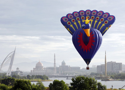 Image: The hot air balloon of A. J. Troost named "